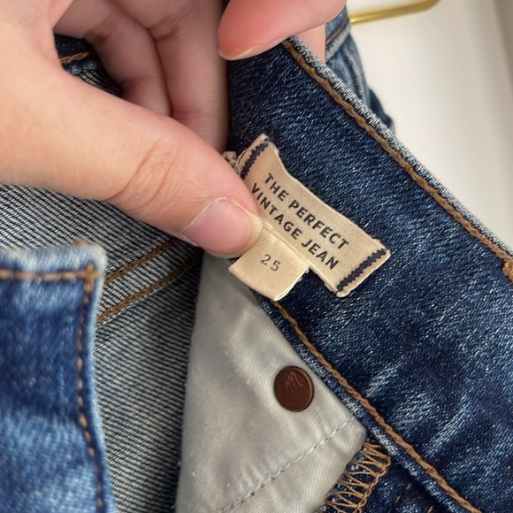 Madewell The Highest-Rise Perfect Vintage Jean in Longisle Wash - Picture 4 of 11